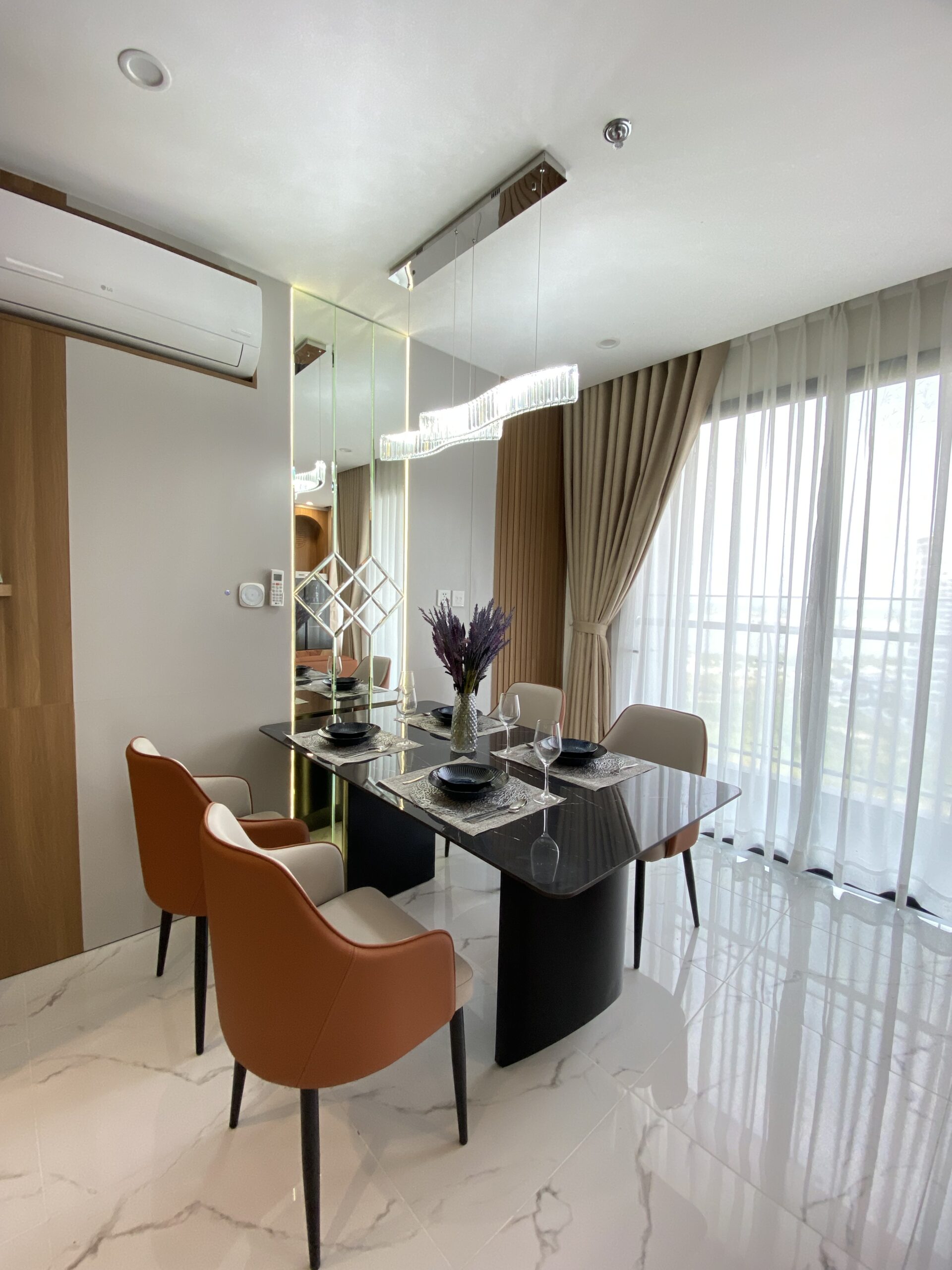 BỘ BÀN ĂN MẶT ĐÁ CERAMIC 1.6M – CHÂN SẮT SƠN TĨNH ĐIỆN BỘ BÀN ĂN MẶT ĐÁ CERAMIC 1.6M – CHÂN SẮT SƠN TĨNH ĐIỆN