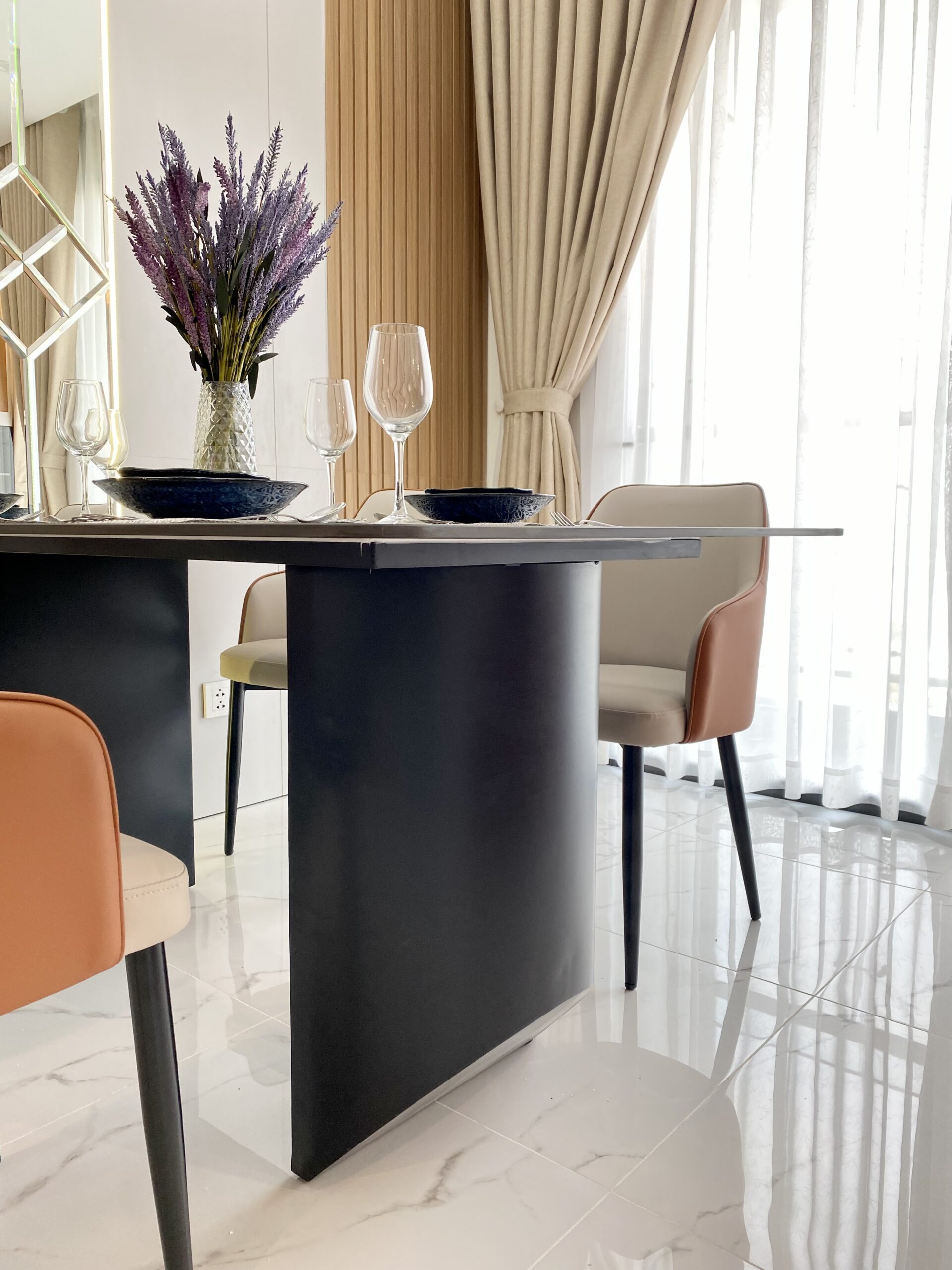 BỘ BÀN ĂN MẶT ĐÁ CERAMIC 1.6M – CHÂN SẮT SƠN TĨNH ĐIỆN BỘ BÀN ĂN MẶT ĐÁ CERAMIC 1.6M – CHÂN SẮT SƠN TĨNH ĐIỆN