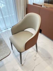 GHẾ ĂN DA CAO CẤP MÀU DA BÒ