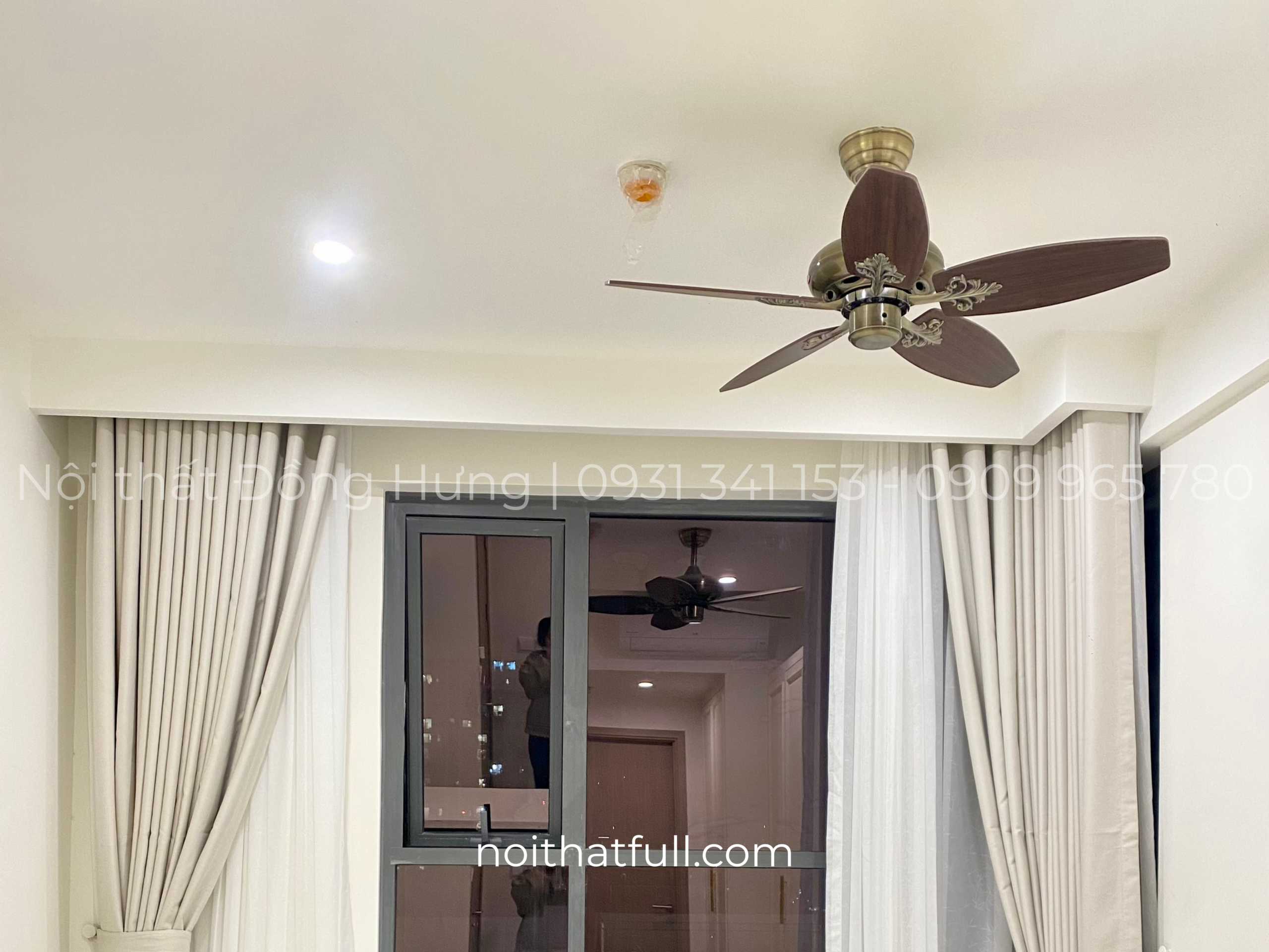 Quạt trần cánh gỗ cổ điển | DH-QT003 Quạt trần cánh gỗ cổ điển | DH-QT003