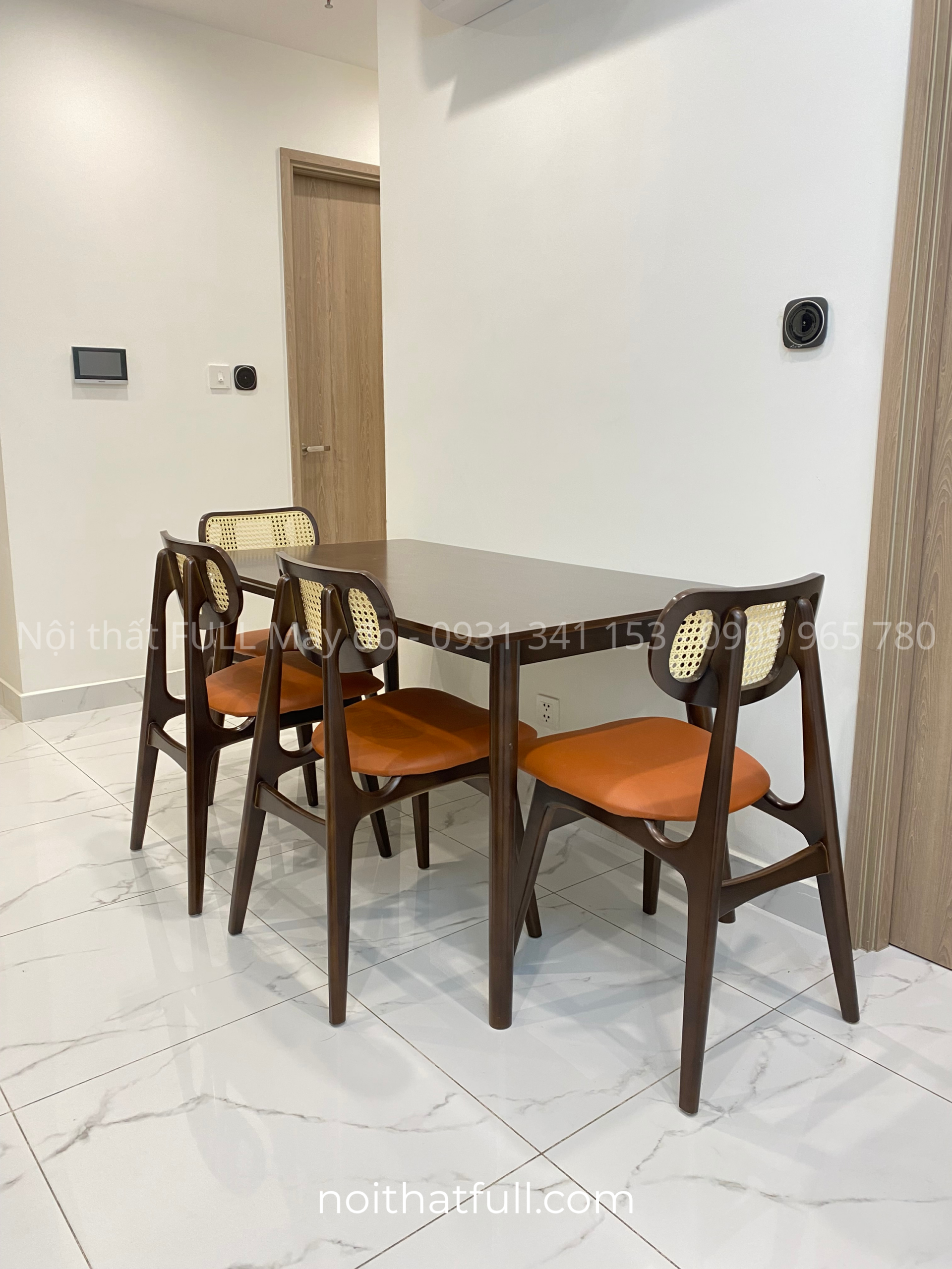 Bộ bàn ghế ăn gỗ cao su | DH-CS001 Bộ bàn ghế ăn gỗ cao su | DH-CS001