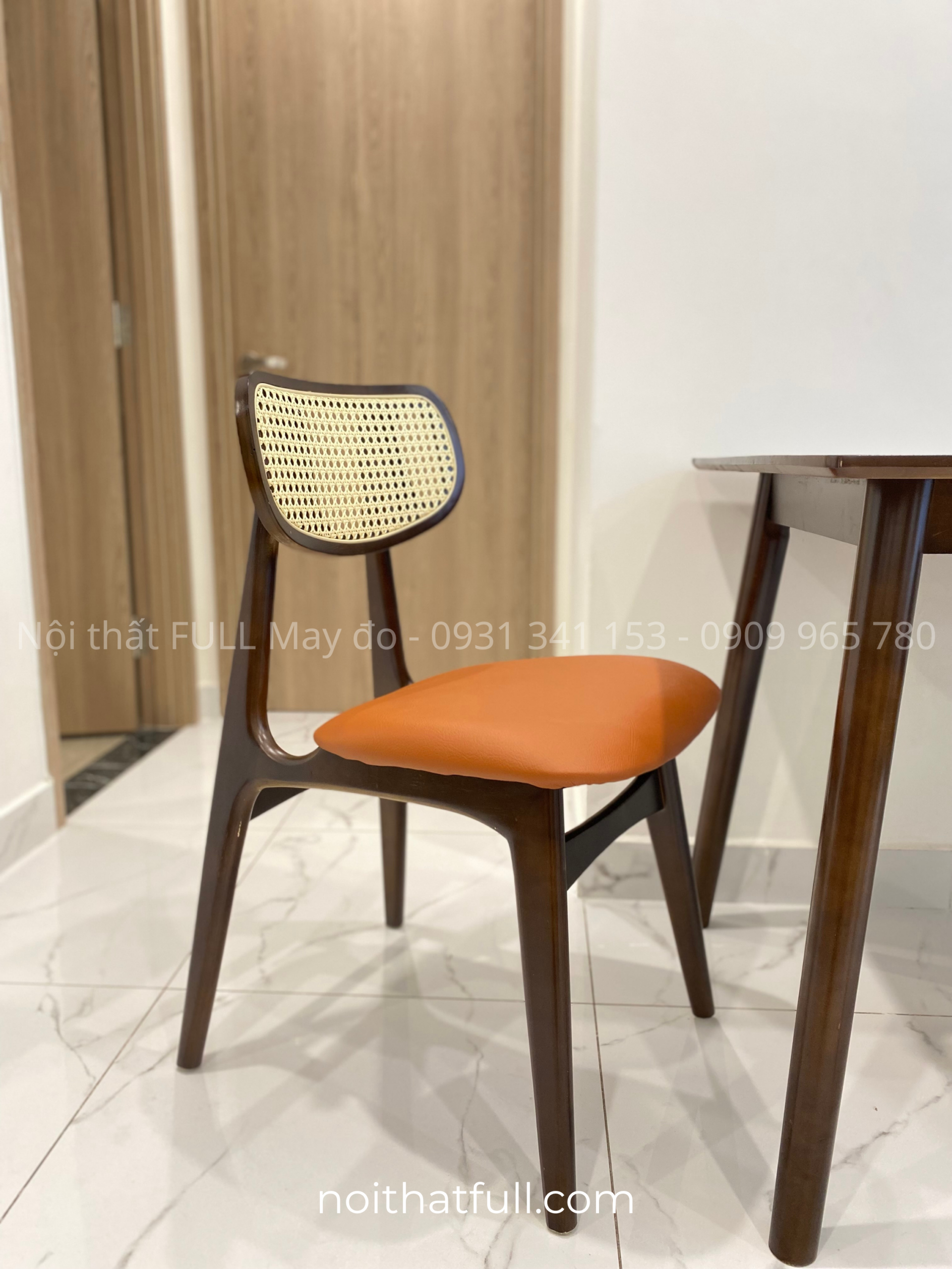 Bộ bàn ghế ăn gỗ cao su | DH-CS001 Bộ bàn ghế ăn gỗ cao su | DH-CS001